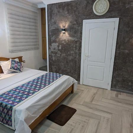 Happy House - Cosy Apartment With Private Pool And Walking Distance To Blue Bay Beach Esterno foto